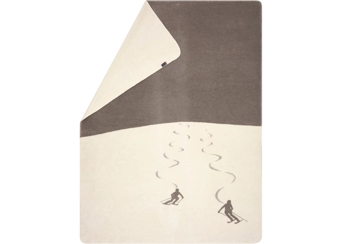 Savona Blanket - Skiers Leaving The Track