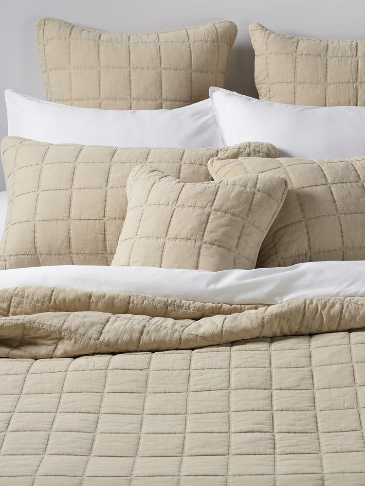 Sweet - Natural Quilted Quilt