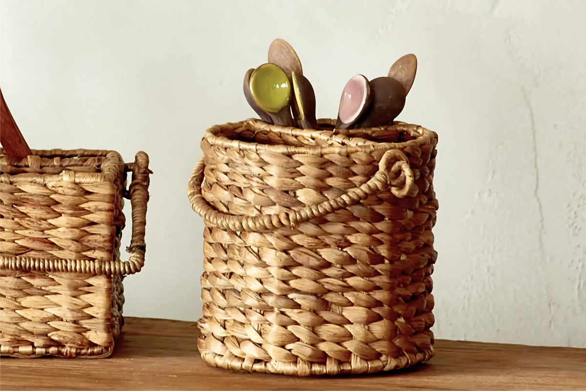 Water hyacinth table basket - Crusoë