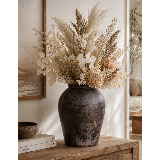 Pot à fleurs antique noir