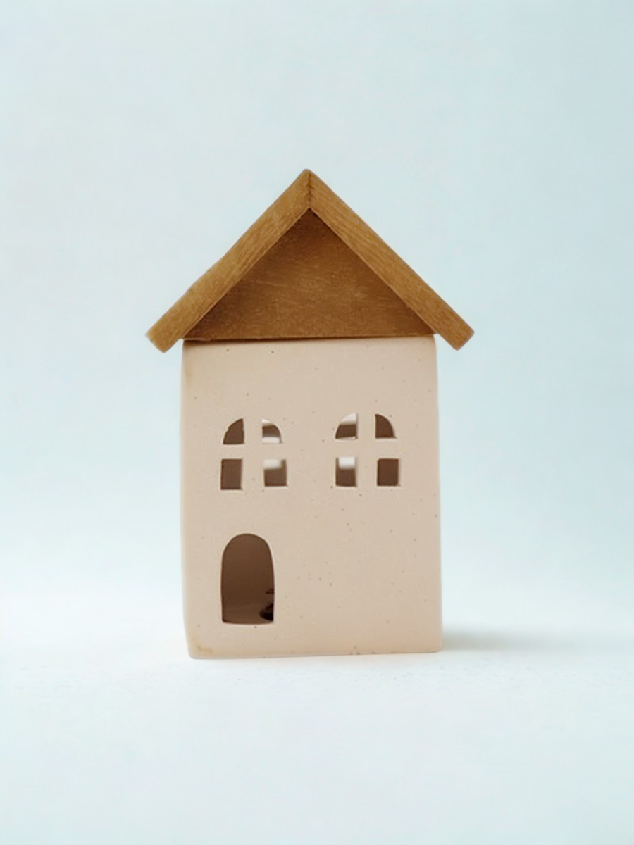 LED House – Bright Chalet