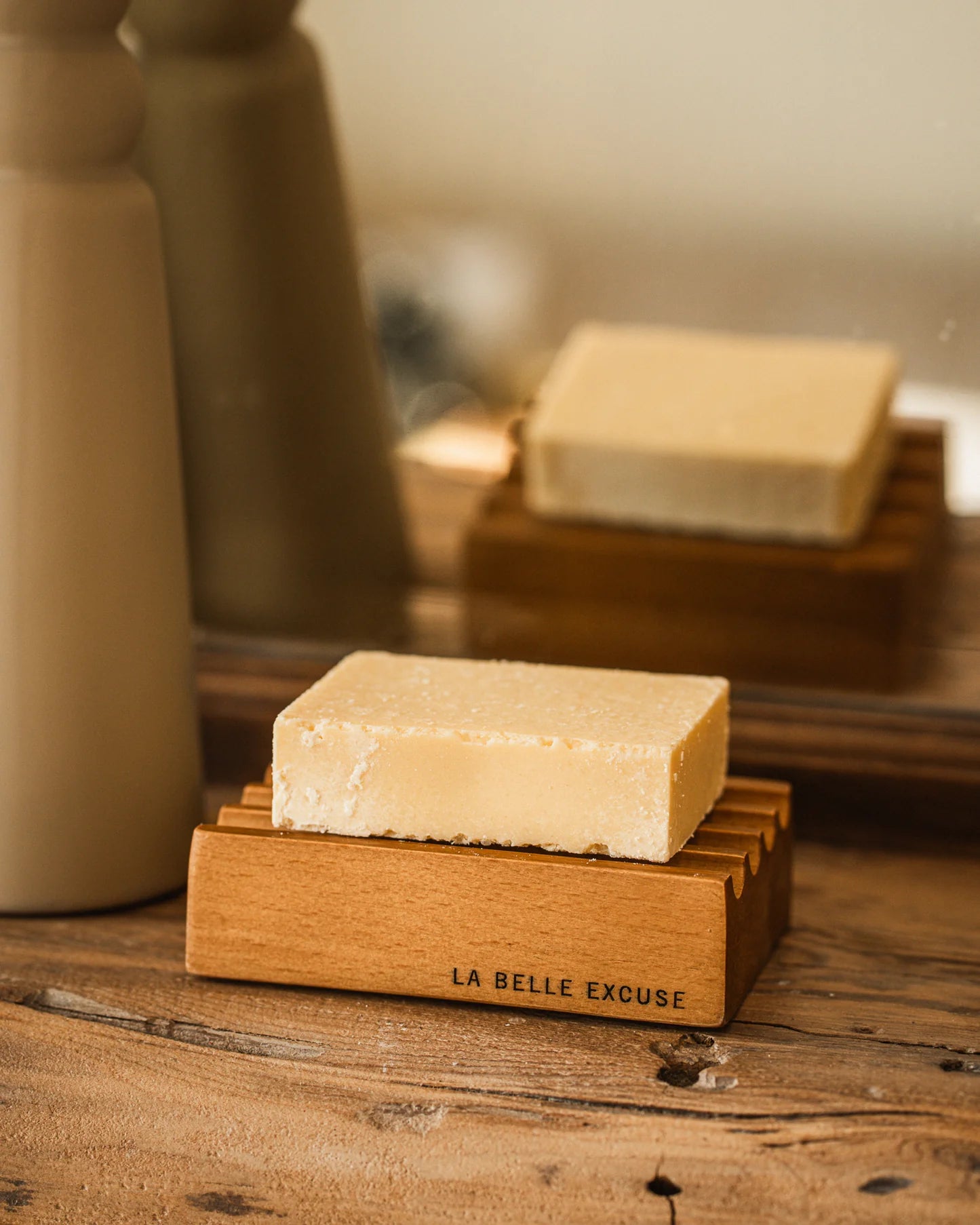 Grooved Wooden Soap Dish - La Belle Excuse