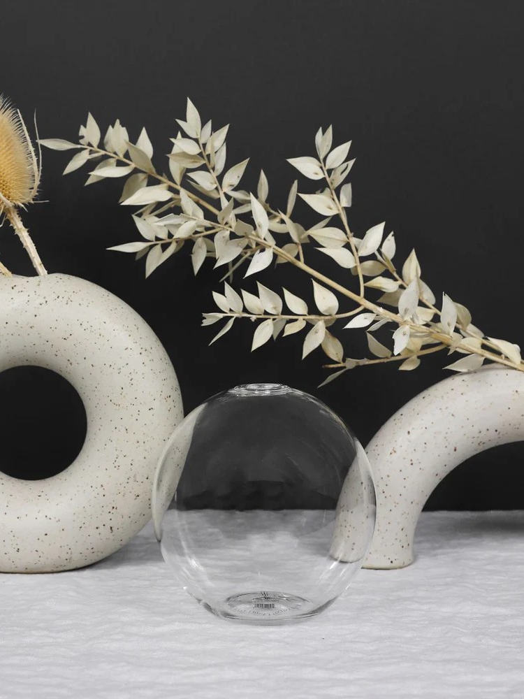 Neva Vase