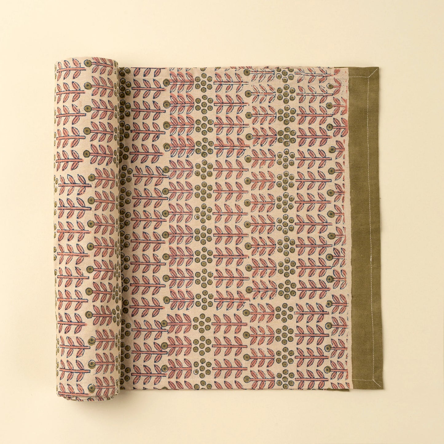 Chemin de table Floria imprimé - Rose & Olive