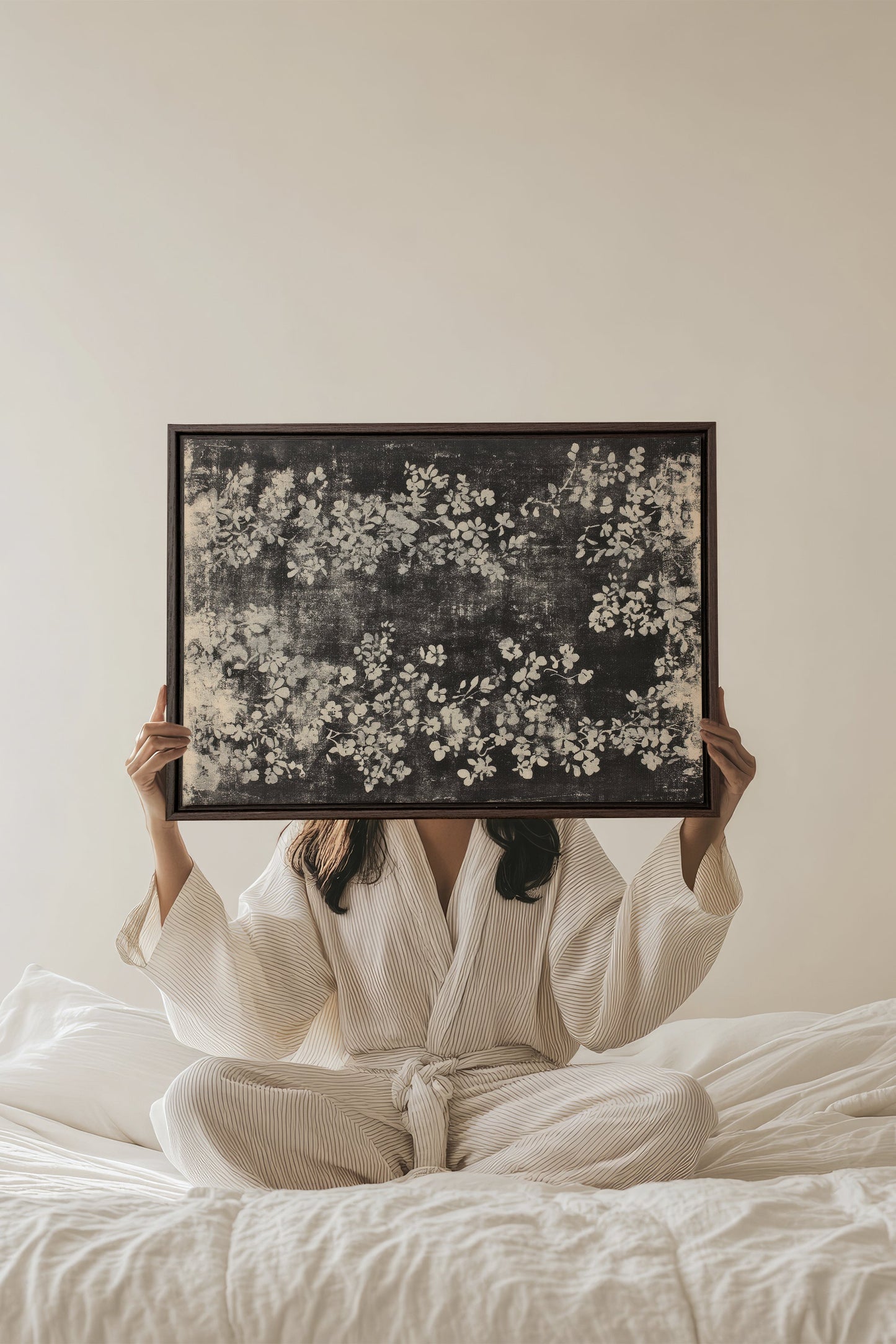 MYSTERIOUS GARDEN, Oeuvre sur toile étirée