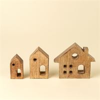 Maison sculptée en bois