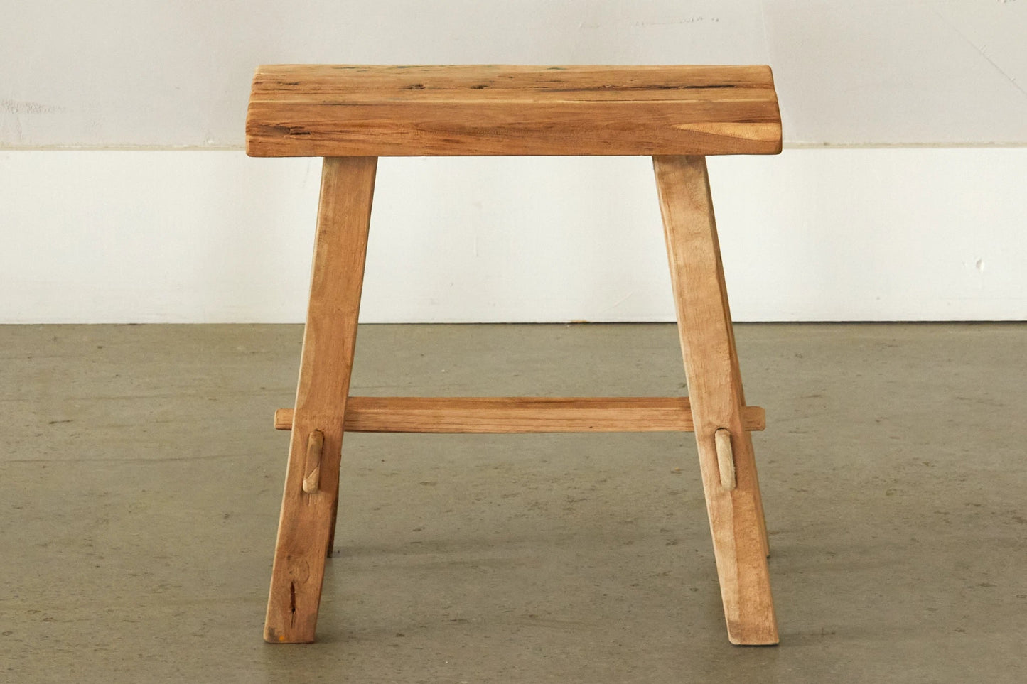 Tabouret vintage en teck - Crusoë