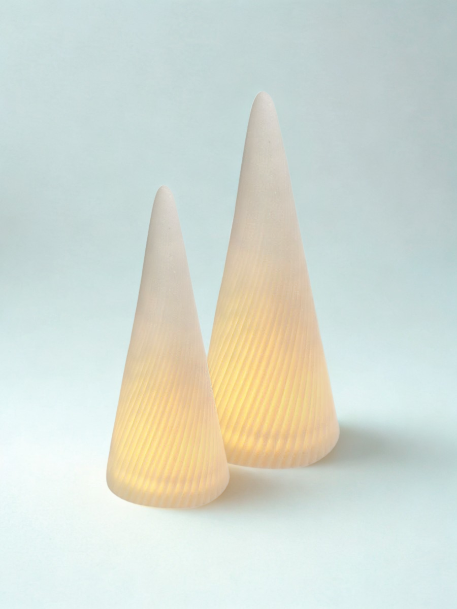 Decorative ceramic Christmas tree with LED