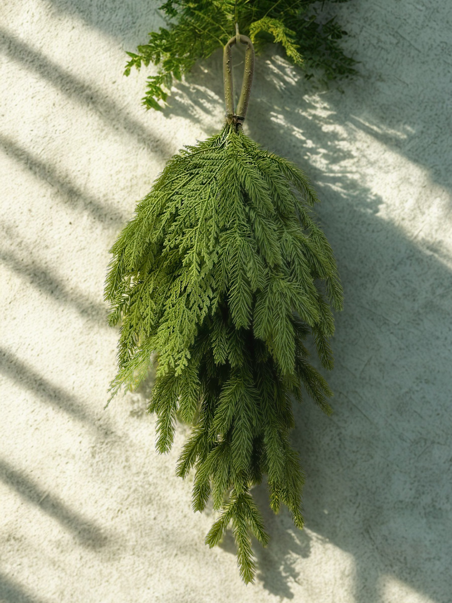 Goutte décorative en épicéa et cèdre – 22"
