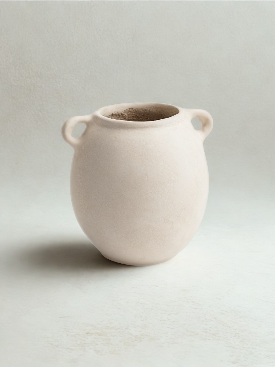 Papier-mâché vase with handles – Ecru