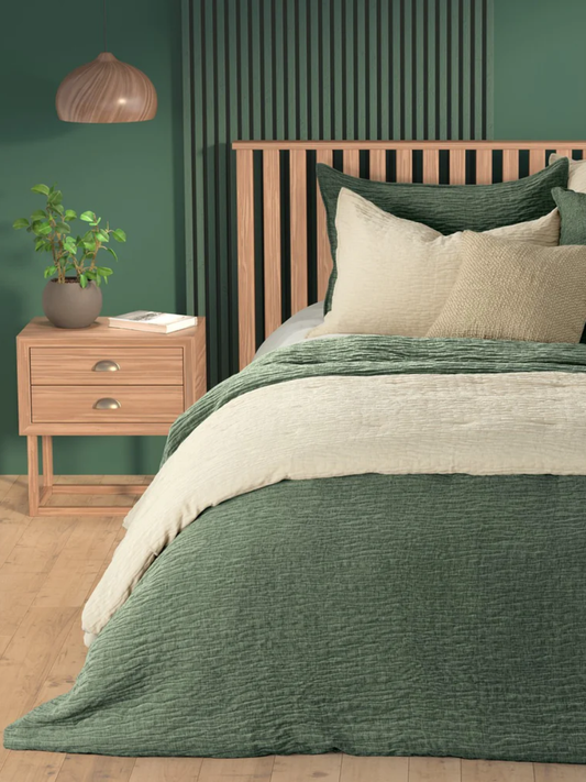 Barbara - Green Textured Quilt