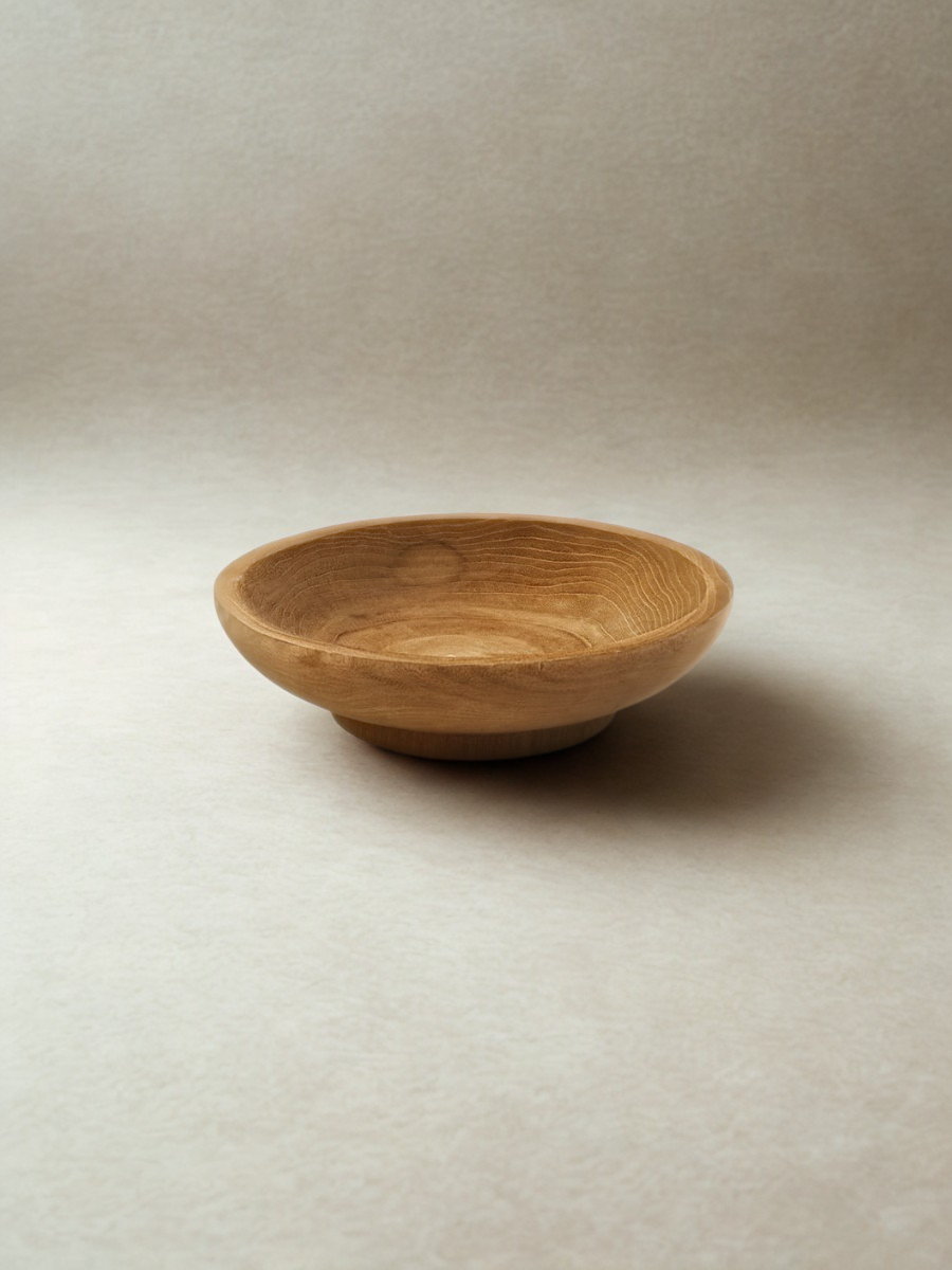Natural wood bowl