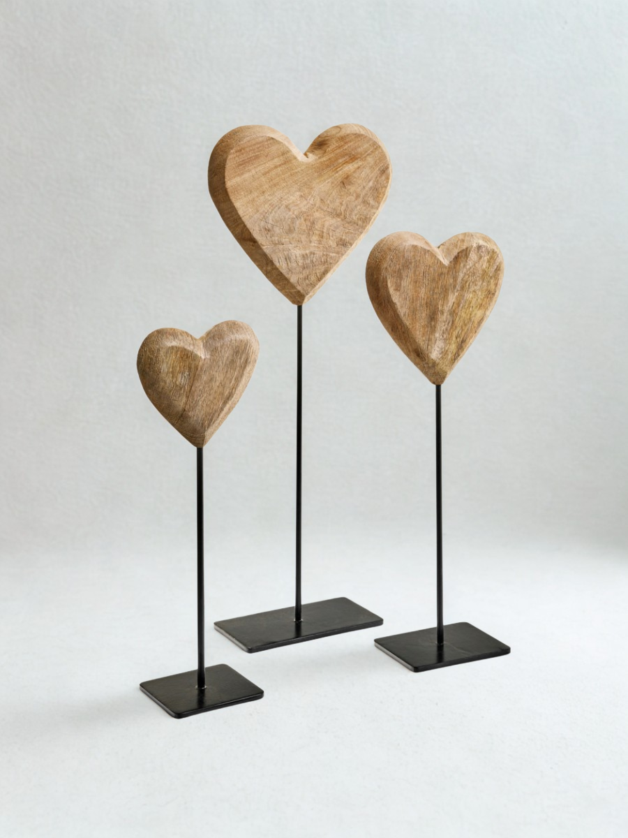 Decorative wooden heart on metal base - Natural and black
