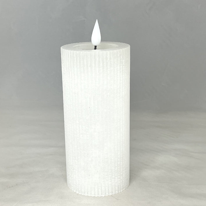 Chandelle pilier blanche à DEL – 2.75"