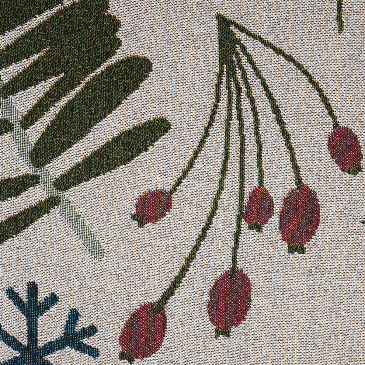 Blassam - Christmas throw with mistletoe leaf print