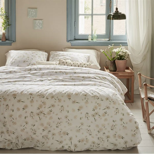 Chamomile - White Daisy Print Duvet Cover Set