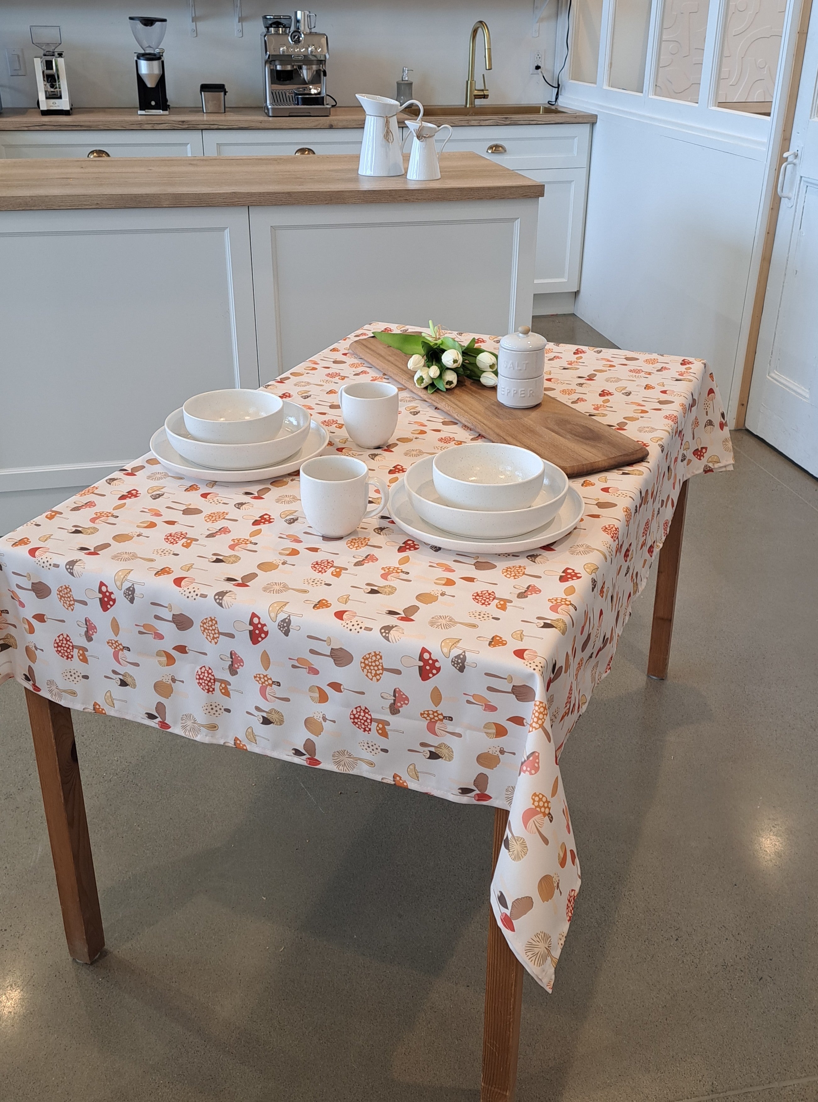 Chanterelle - Mushroom printed tablecloth