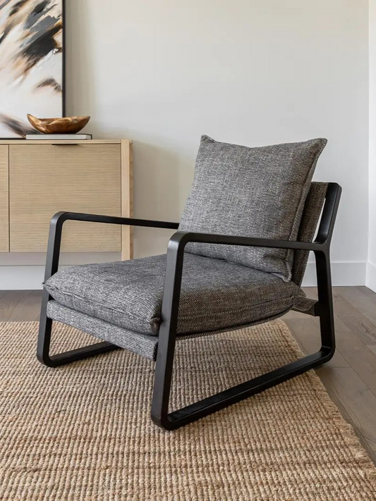 Finn Sling Chair – Pepper Color