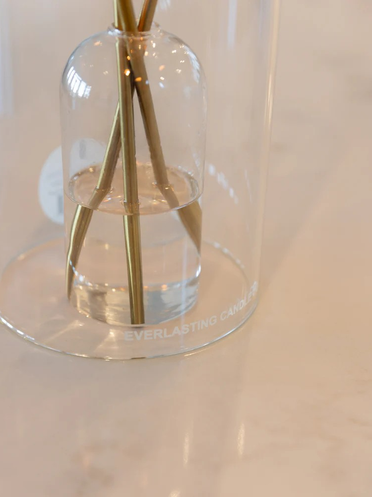 Hurricane vase
